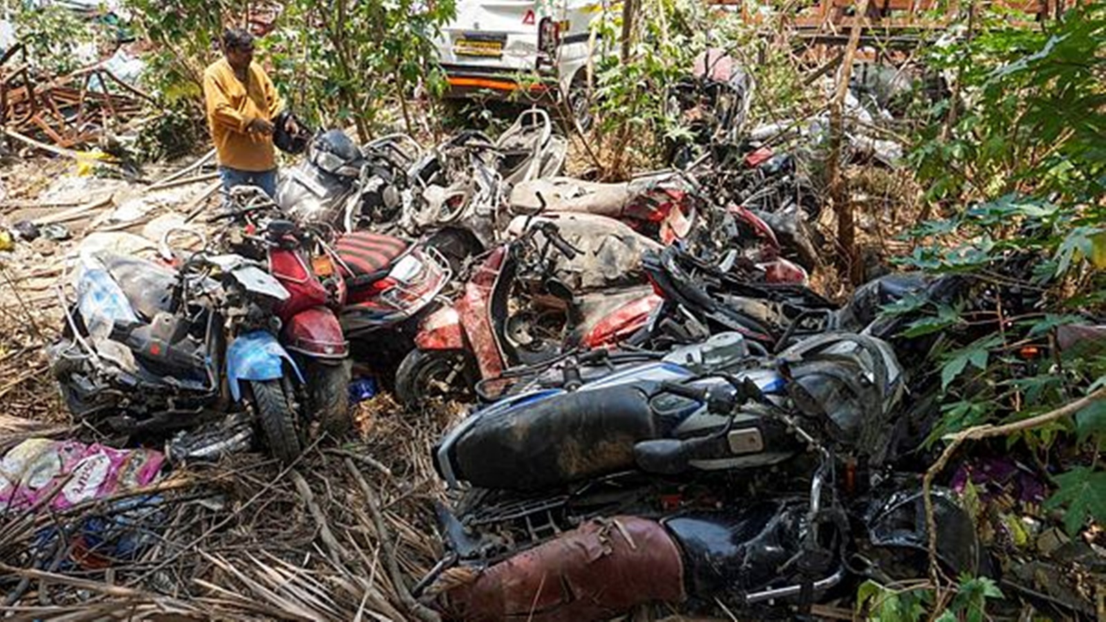 Ghatkopar billboard collapse, billboard collapse, Mumbai