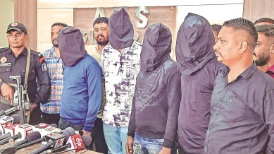 gujarat, Ahmedabad IS link, isis terrorists arrested, Pak handler, gujarat isis terrorists arrested, isis terrorists arrested india, isis, gujarat news, gujarat ats, ahmedabad airport, indian express