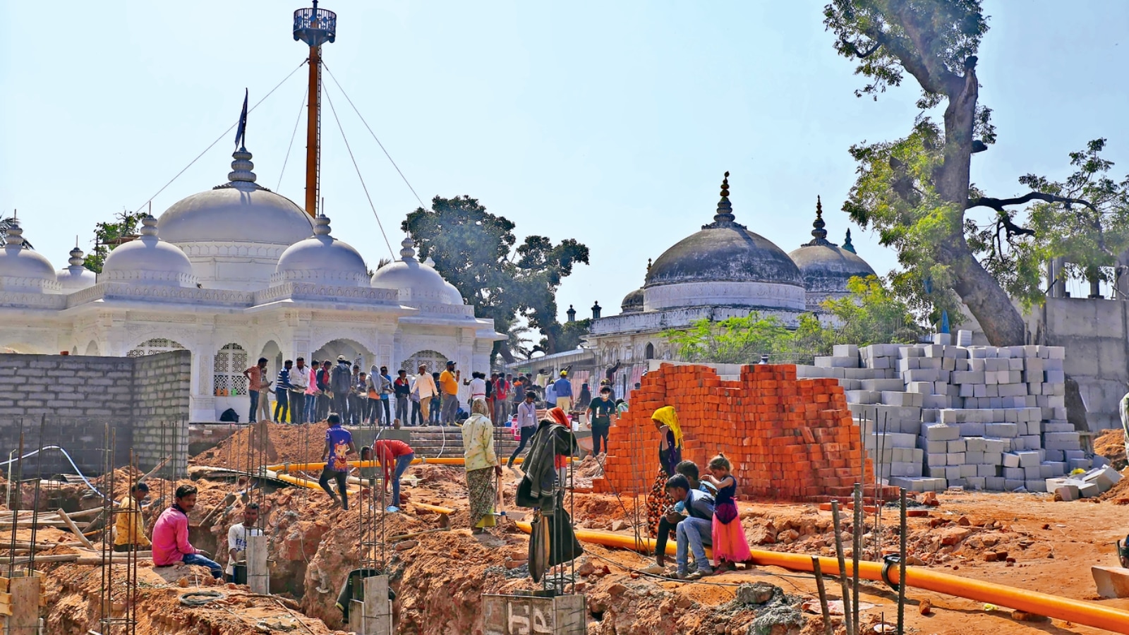 Sufi shrine, Removal of graves at a Sufi shrine, Pir Imamshah Bawa dargah, Pir Imamshah Bawa, Ahmedabad news, Gujarat news, India news, Indian express, Indian express India news, Indian express India