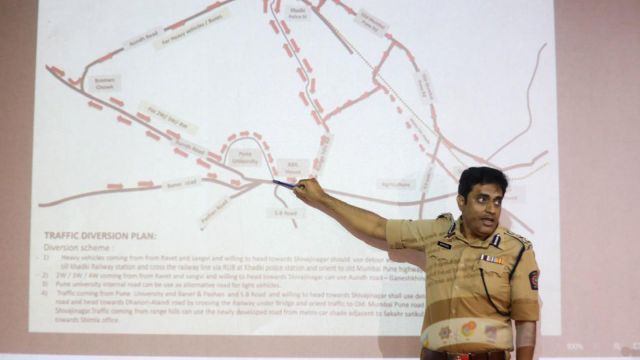 Manoj Patil, Additional Commissioner of the Pune City North Division explains new traffic diversion plan in city during a press conference on Thursday. (Express photograph by Arul Horizon)
