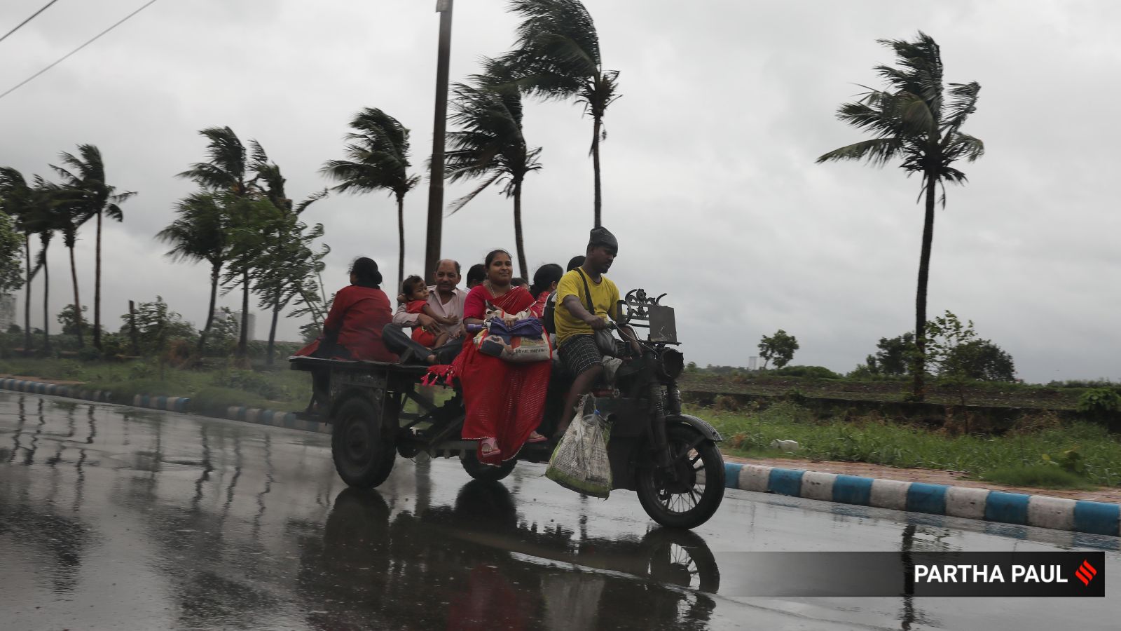 Recovery efforts begin in West Bengal after Cyclone Remal Authorities