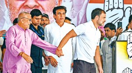 Rahul Gandhi campaigns in Punjab Rahul Gandhi, Lok Sabha Elections 2024, Rahul targets BJP over Agniveer, Dharamvira Gandhi, Agniveer, Agniveer scheme, Amarinder Singh, Indian express news, current affairs