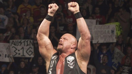 Stone Cold cheering the crowd. (Source: X/@1DJFirstClass)