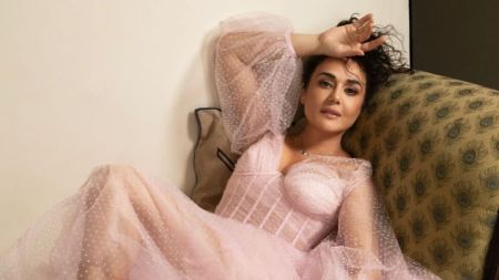 Preity Zinta, loneliness, lonely