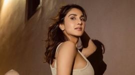 Vaani Kapoor wishes everyone "calmed down on hate" on social media.