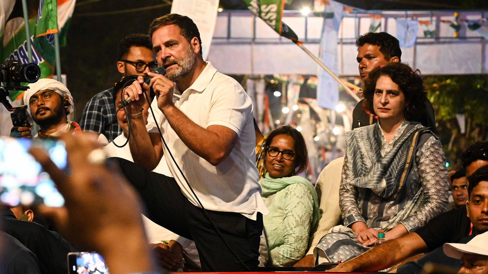 Down to the wire: Cong keeps Amethi, Rae Bareli open for today, the last day