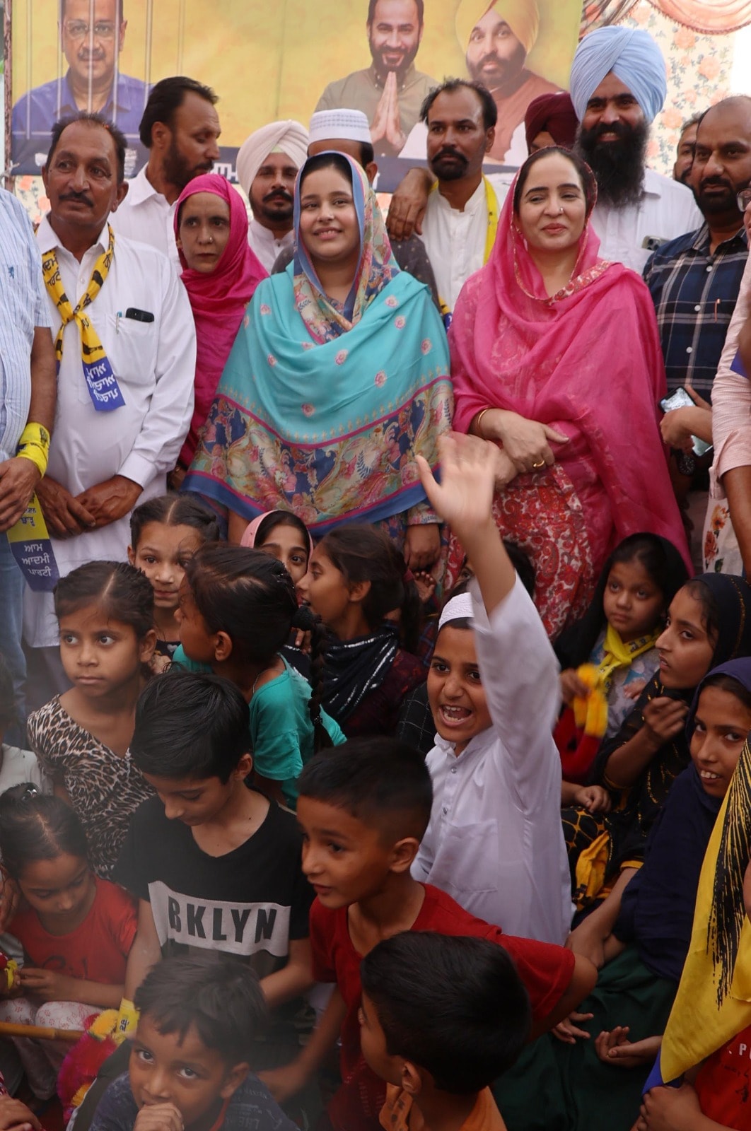 Bhagwant Mann’s wife Dr Gurpreet Kaur campaigning for the AAP candidate at village Dugni in Sangrur. (Express photo by Gurmeet Singh)