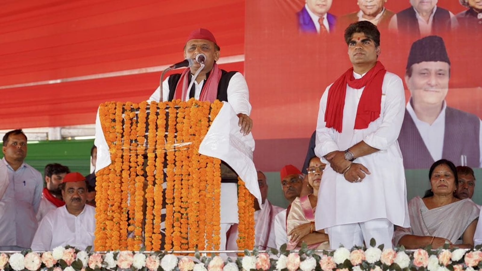 akhilesh akshaya yadav