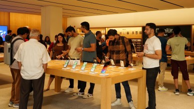 Apple Store i India, Indian Express