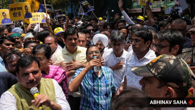 arvind kejriwal bjp protest