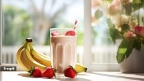 Adding bananas to your smoothies is (apparently) making them less nutritious