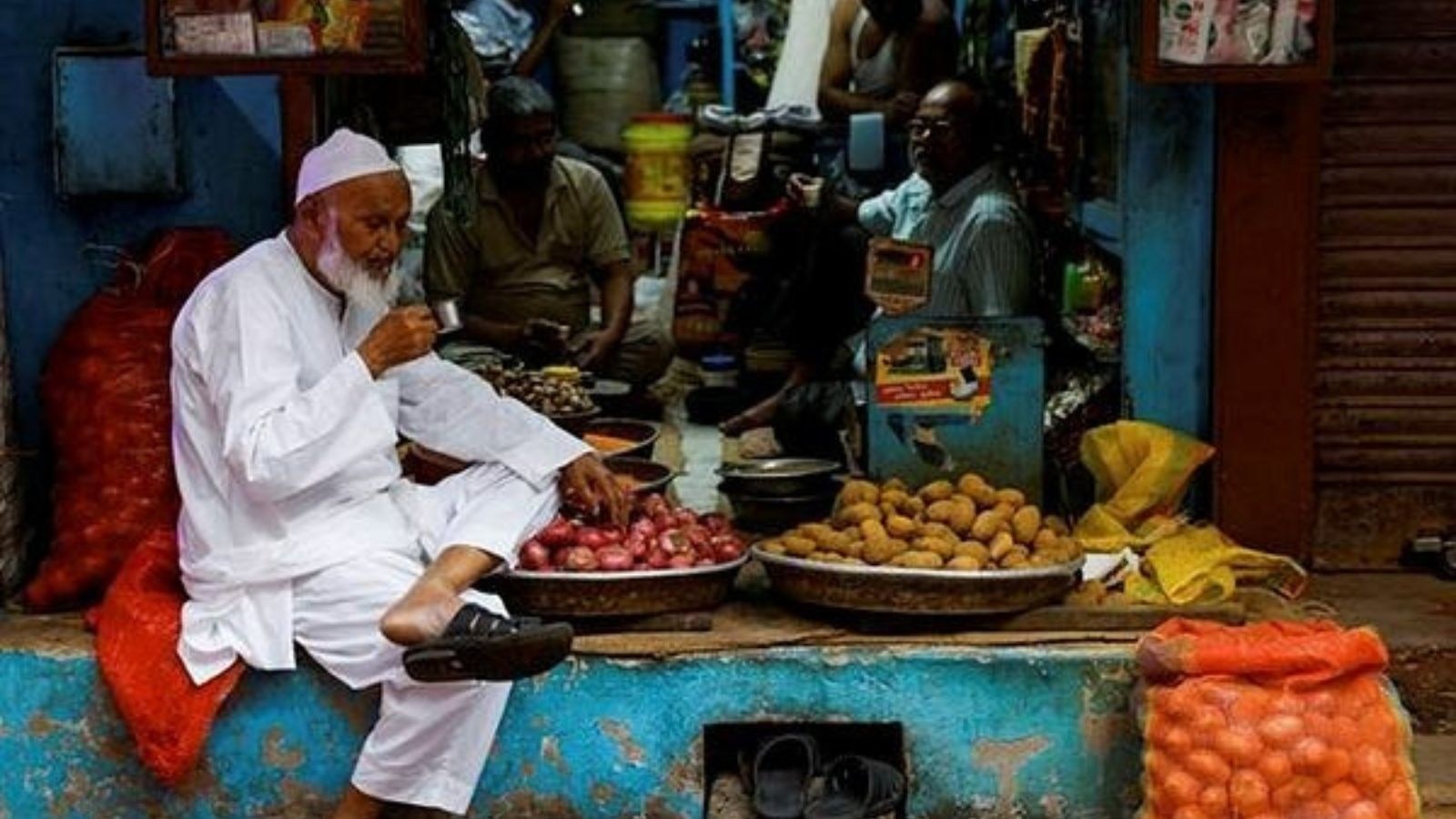 Pakistan inflation slows to 17.3% in April, lowest in nearly 2 years ...
