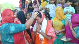 Banaskantha women voter, Banaskantha women LS candidates, Election Commission of India, Banaskantha traditions, Banaskantha ghunghat tradition, Gujarat villages, Lok Sabha elections 2024, indian express news