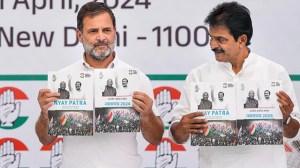 Congress manifesto, congress poll manifesto, Lok Sabha eletions 2024, poor, youth, women, caste census, income inequality, Congress manifesto LS 2024, Indian economy, middle class, indian express news'