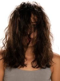 Tips to manage frizzy hair