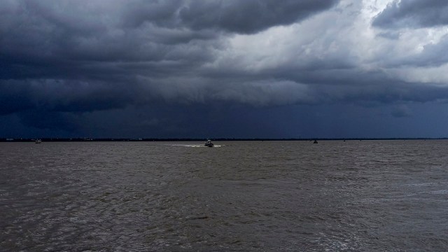 Cyclone India West Bengal Odisha