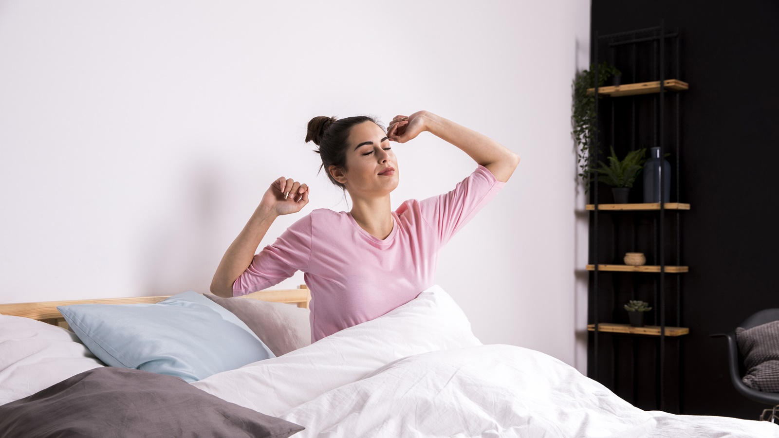 You are currently viewing Can getting up 45 minutes before sunrise help detoxify the body naturally? This is what the expert says | Lifestyle News