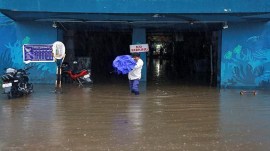 Hyderabad-based tourists drive into stream in Kerala while using Google maps