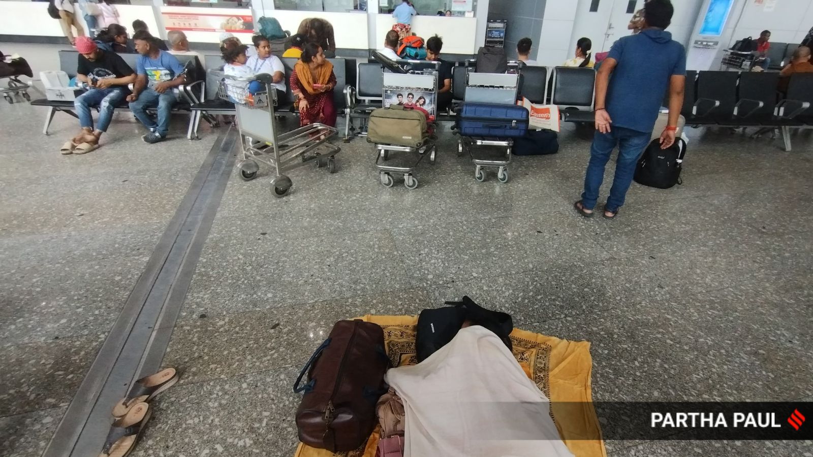 Passengers stranded at Kolkata airport. 
