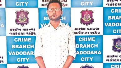 Cambodia job racket, arrests in job racket, Cambodia cyber fraud racket that targeted Indians, immigration agency, criminal breach of trust, human trafficking, National Investigation Agency, indian express news