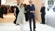 Who are the hosts of the Met Gala?