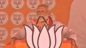 He said, "The people of the country now know that by doing vote bank politics and making Hindus and Muslims fight, you let the nation burn in a communal fire for over 60 years. You wore a garb of secularism, but Modi has exposed your truth."