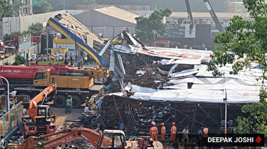 mumbai billboard collapse, IMD, mumbai rain, indian express