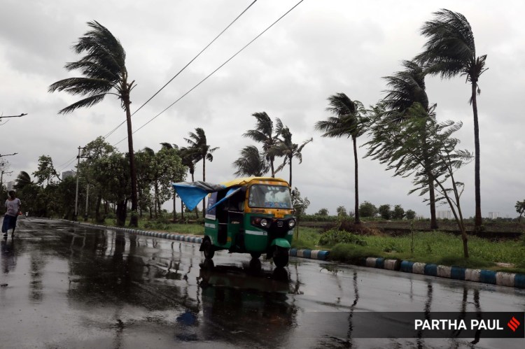 kolkata rains
