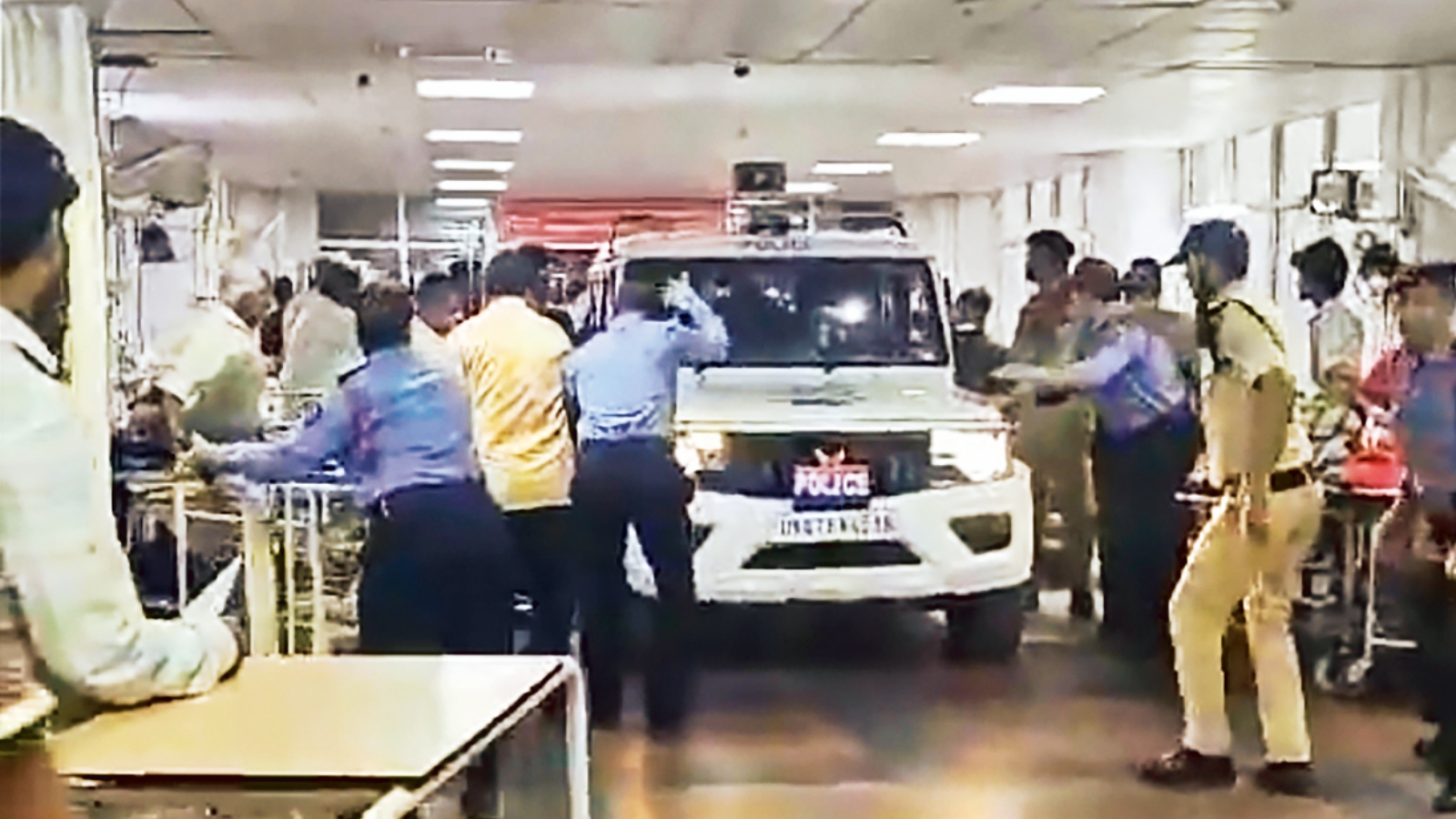 Sexual harassment: Cops reach 4th floor of AIIMS Rishikesh in SUV ...