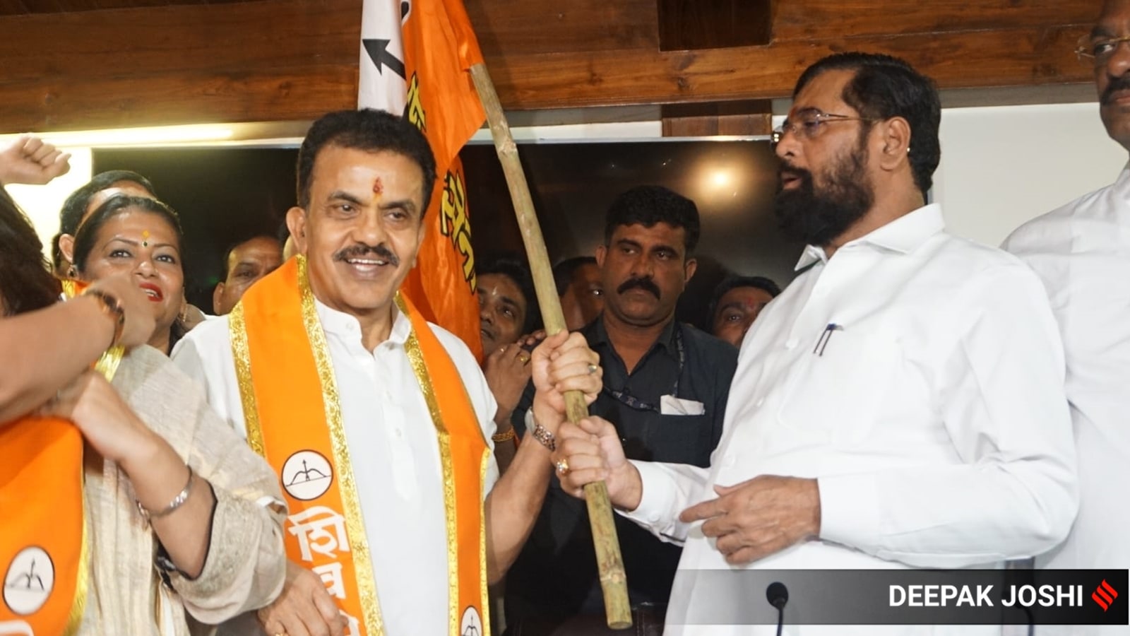 Former Congress Leader Sanjay Nirupam Returns To Shiv Sena | Mumbai ...