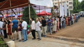 pune polling, polling in Pune, Pune Voting percentage, voting in Shirur, Amol Kolhe, Shivajirao Adhalrao Patil, NCP, Ajit Pawar, Shiv Sena, indian express news