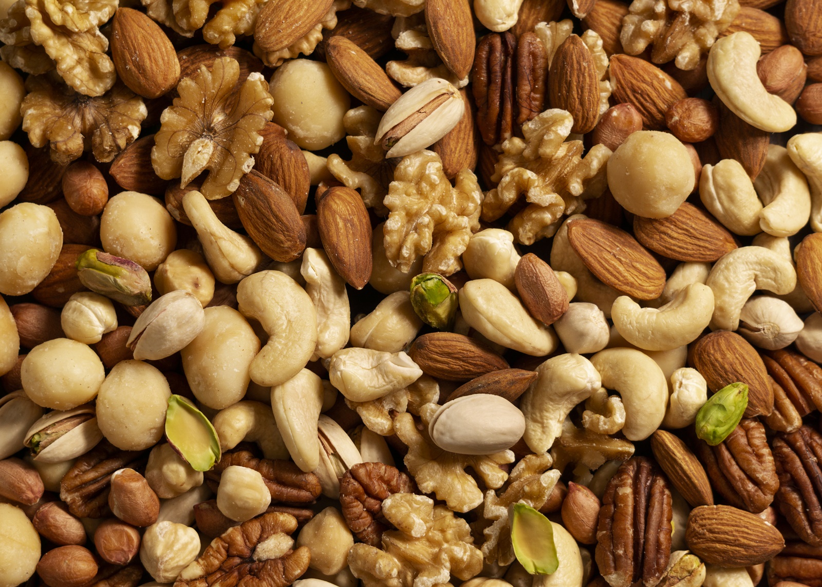 Nuts, Healthy snacks or hidden dangers, Risks of overeating nuts