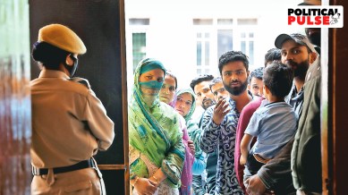 Lok Sabha Elections 2024, Kashmir, Jammu and Kashmir, Kashmir voting, Srinagar turnout, Kashmir election, Kashmir voter turnout, Indian express news, current affairs