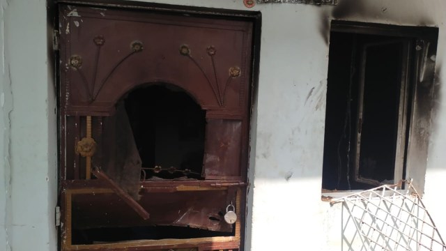 Delhi fire, Chhawla's Prem Nagar fire, Delhi fire family of four dead, Delhi fire short circuit, death due to smoke inhalation, Delhi Fire Services, Delhi fire ventilation issues, centrally locked house, smoke asphyxiation,