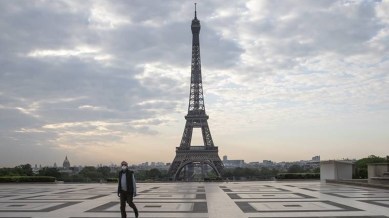 Coffins found near Eiffel Tower, Paris police arrests three.