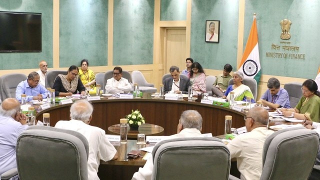 Need better social security net for ASHA, anganwadi, mid-day meal workers: Labour Unions