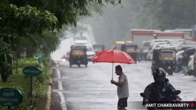However, despite the intermittent spells of moderate showers, the suburbs of Mumbai recorded a shortfall of nearlly 190 mm rain from its actual average June rainfall quota, leading the city to reel under a 35 per cent rain deficit this month.