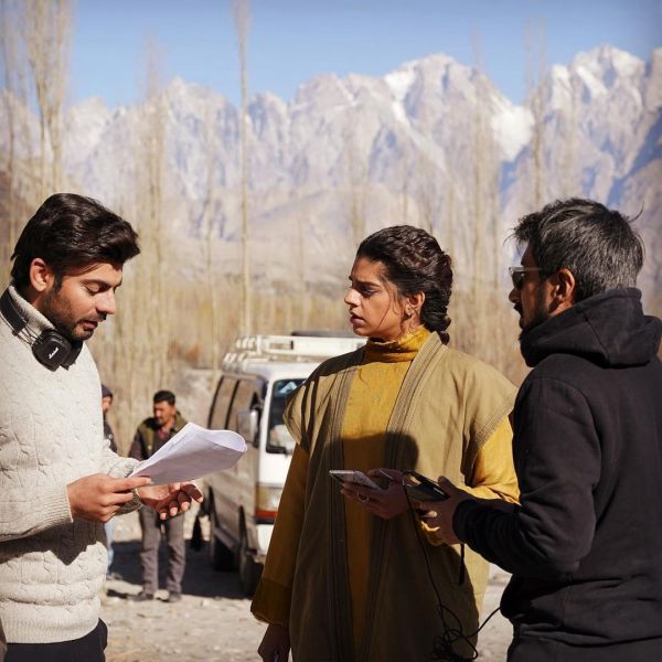 Fawad Khan and Sanam Saeed while shooting for Barzakh.