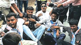 National Students Union of India (NSUI), NSUI, NSUI workers clash, NSUI workers clash with cops, Ahmedabad news, Gujarat news, India news, Indian express, Indian express India news, Indian express India