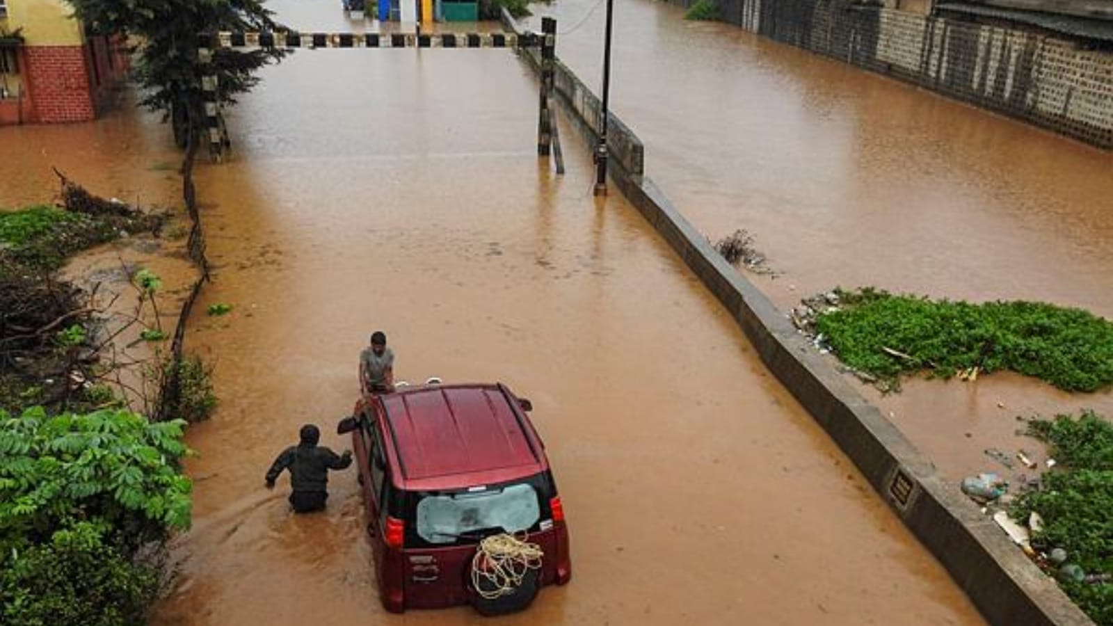 Heavy Rain Floods Wreak Havoc In Part Of India India News News The Indian Express