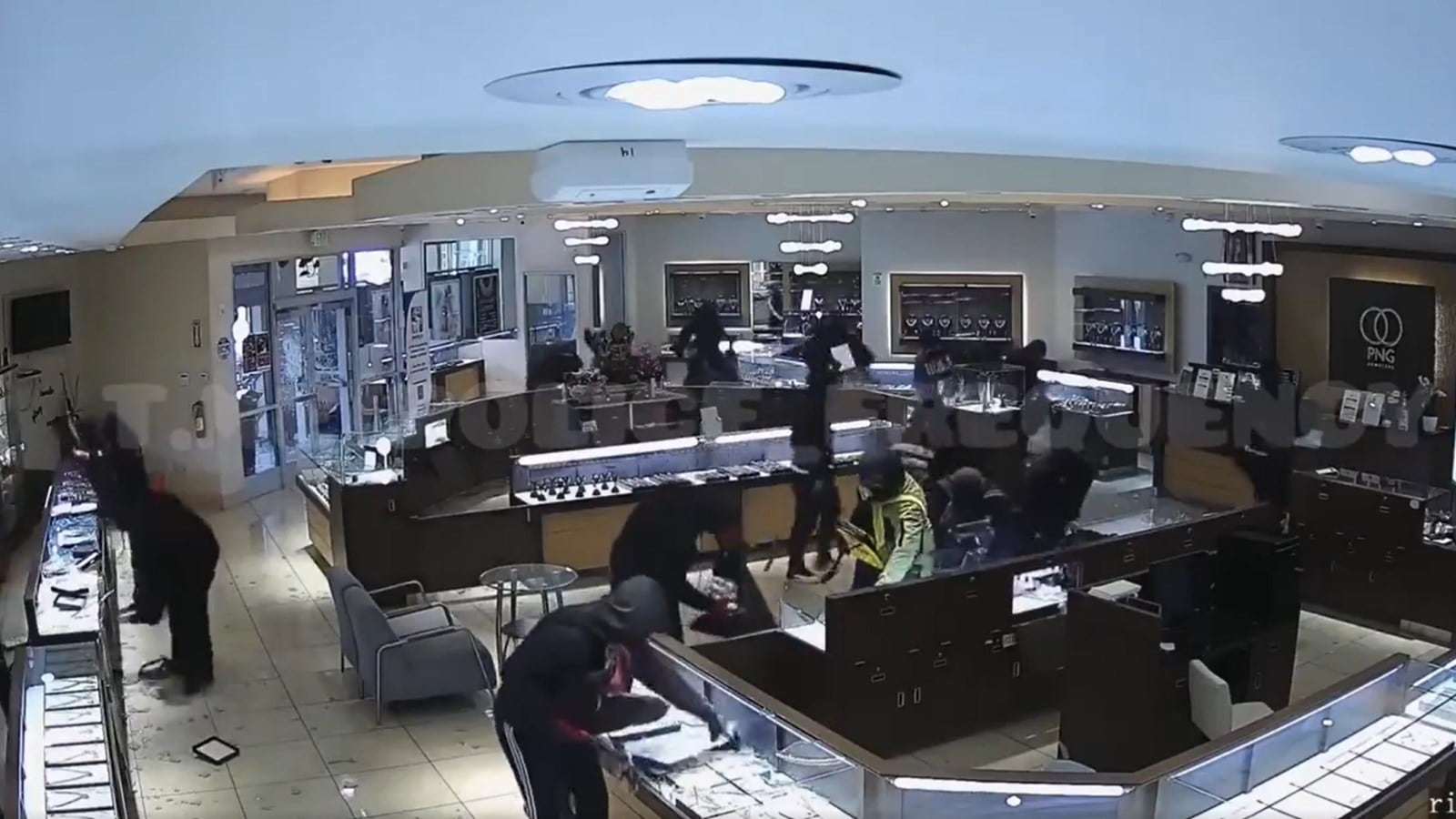Watch: Pune-headquartered jewellery firm, PNG's , San Francisco store ...