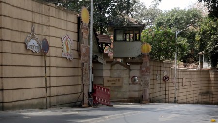 Mumbai PWD ‘diverted’ Rs 26 cr to pay pvt contractors at ministers’ houses; probe under way