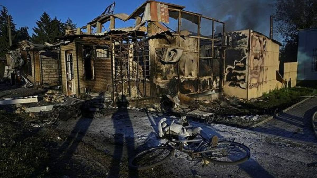 Russian attack on southeastern Ukrainian town