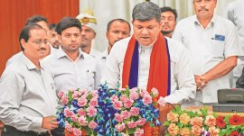 UP MLCs take oath, SP strength reaches 10, Uttar Pradesh Legislative Council, elected MLC sworn in at Vidhan Bhavan, indian express news