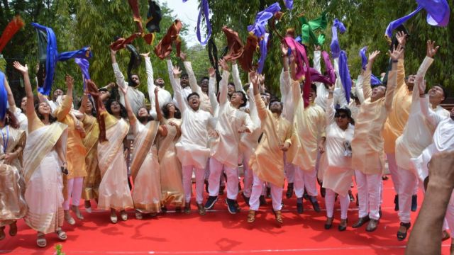 IIT Kanpur celebrates 57th Convocation, awards degrees to 2,332 graduates