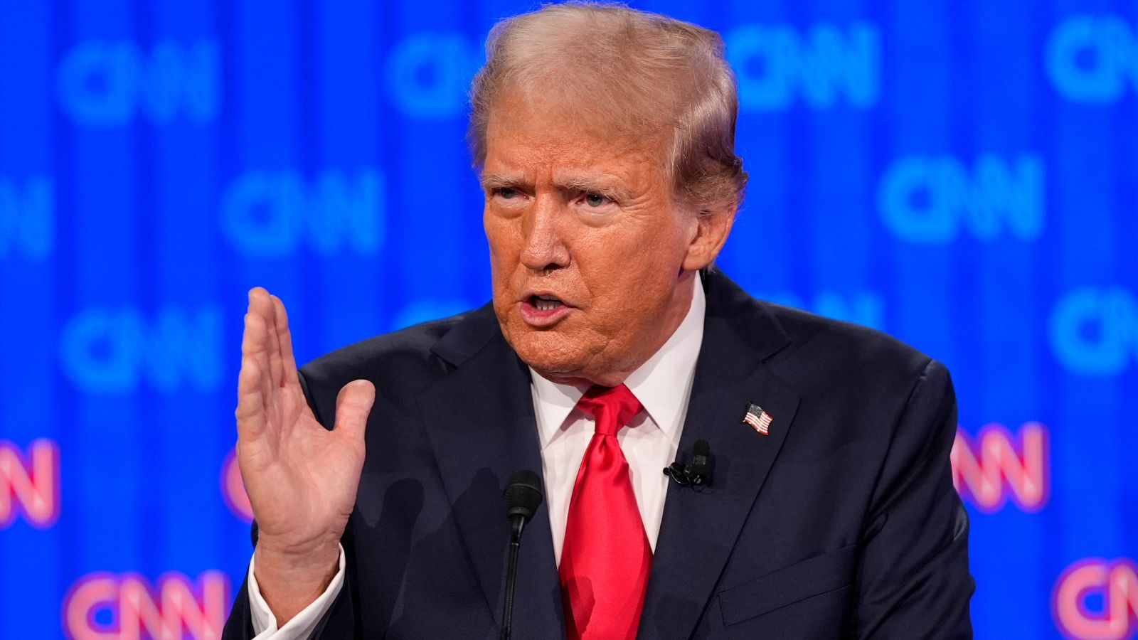 New Jersey to hold hearing on 2 Trump golf course liquor licenses following felony convictions