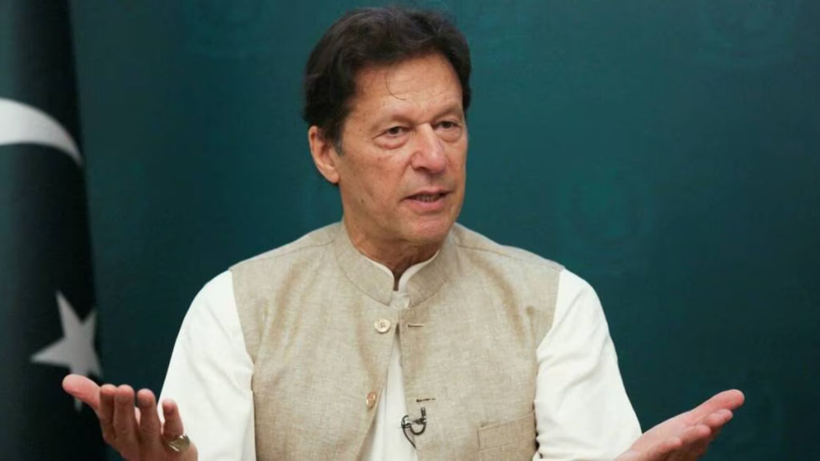 Jailed former Pakistani PM Imran Khan signals willingness to negotiate with establishment |  Pakistan News