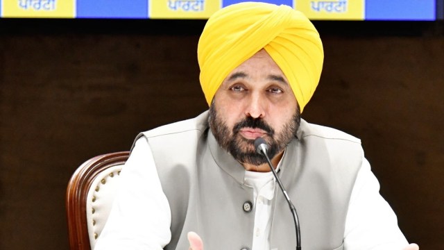 First fissures: 3 Amritsar MLAs skip meet called by Bhagwant Mann for ...