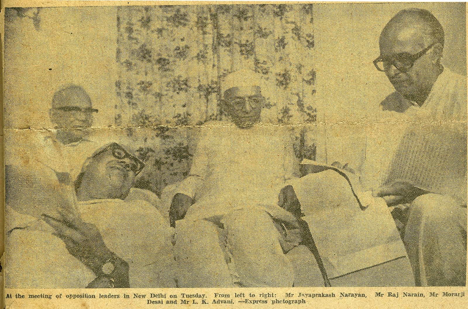 Meeting of Opposition leaders Jai Prakash Narayan, Raj Narain, Morarji Desai and L K Advani during the Emergency 1975. (Express archive)