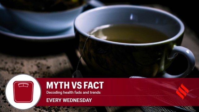 Does sipping green tea after meals really help in weight loss? | Health ...